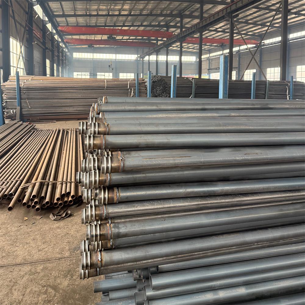 宝益德钢管泉州市销售处 厂区及加工车间